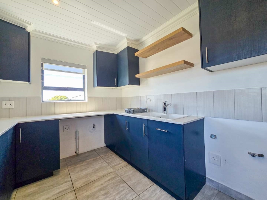 3 Bedroom Property for Sale in Stilbaai Wes Western Cape